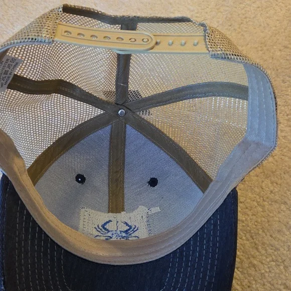 Brand New With Tags Blue and Tan Crab Logo Cap - Picture 3 of 3